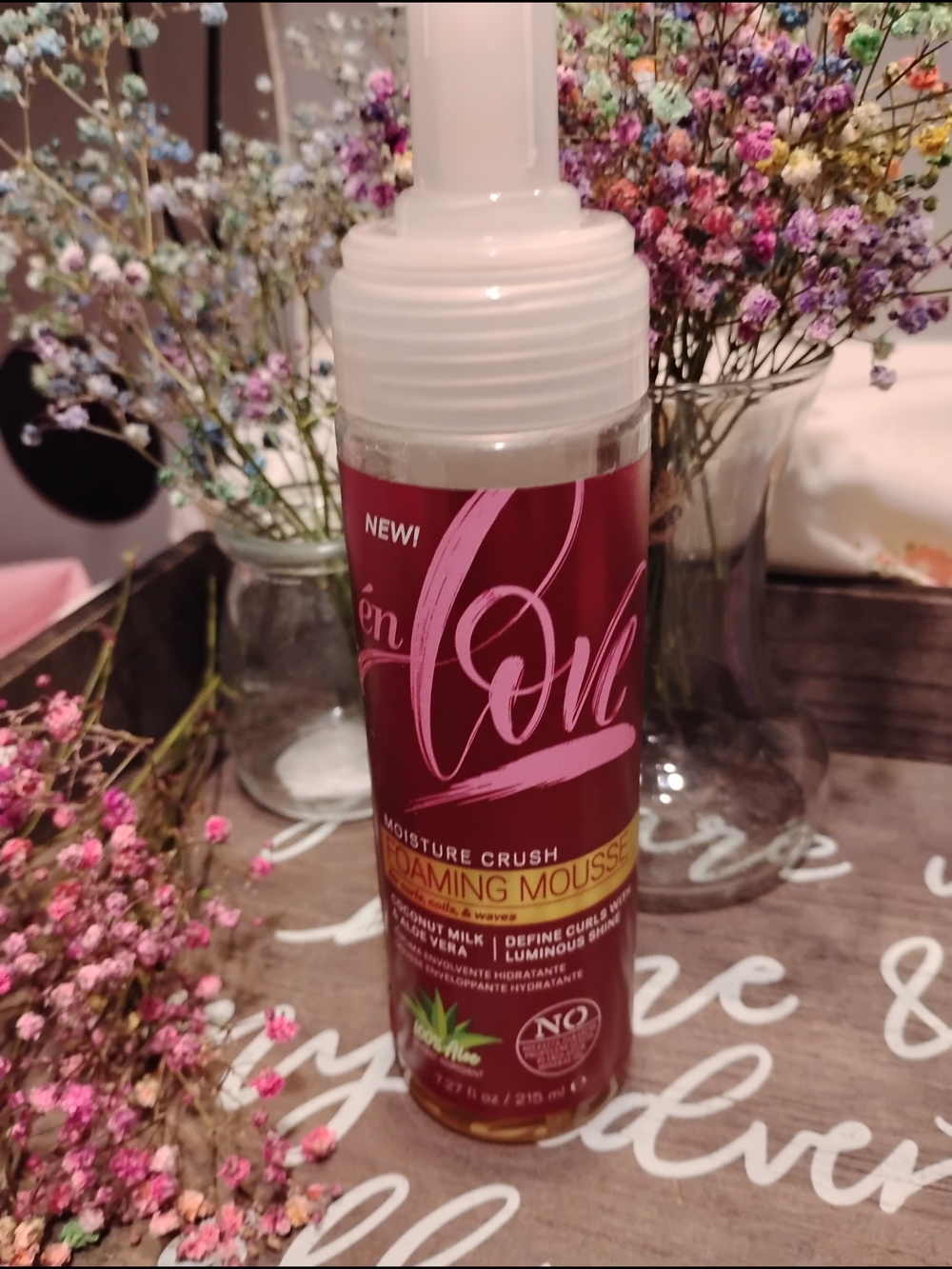 Moisture Crush Foaming Mousse - Pink & Gold Bottle